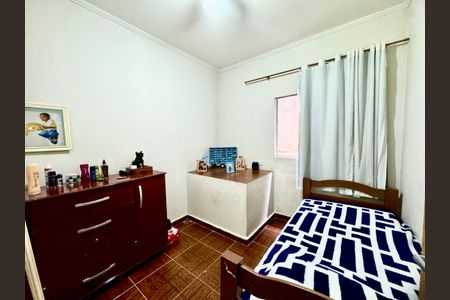 Casa à venda com 120m², 4 quartos e 2 vagasQuarto 2