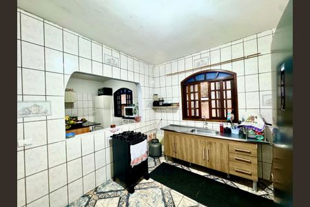 Casa à venda com 120m², 4 quartos e 2 vagasCozinha