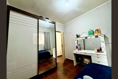 Casa à venda com 120m², 4 quartos e 2 vagasQuarto 3