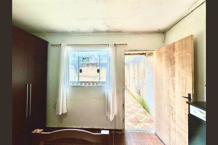 Casa à venda com 120m², 4 quartos e 2 vagasQuarto 4