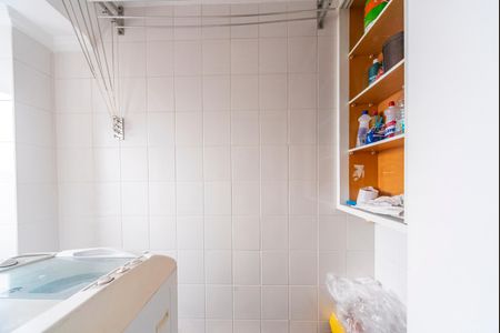 Apartamento à venda com 60m², 2 quartos e 1 vagaÁrea de Serviço