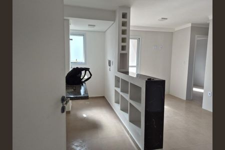 Foto 02 de apartamento à venda com 2 quartos, 47m² em Vila Curuçá, Santo André