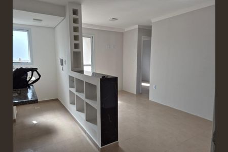 Foto 01 de apartamento à venda com 2 quartos, 47m² em Vila Curuçá, Santo André