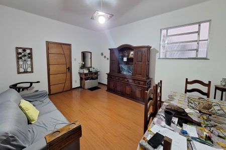 Apartamento à venda com 70m², 2 quartos e sem vaga Apartamento à venda com 70m², 2 quartos e sem vagaSala