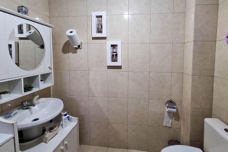 Apartamento à venda com 70m², 2 quartos e sem vaga Apartamento à venda com 70m², 2 quartos e sem vagaBanheiro