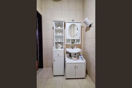 Apartamento à venda com 70m², 2 quartos e sem vaga Apartamento à venda com 70m², 2 quartos e sem vagaBanheiro