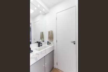 Apartamento à venda com 34m², 2 quartos e sem vagaBanheiro