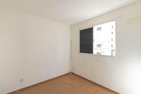 Quarto 2 de apartamento para alugar com 2 quartos, 45m² em Vila Lage, São Gonçalo