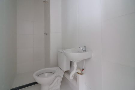 Apartamento à venda com 33m², 2 quartos e sem vaga Apartamento à venda com 33m², 2 quartos e sem vagaBanheiro