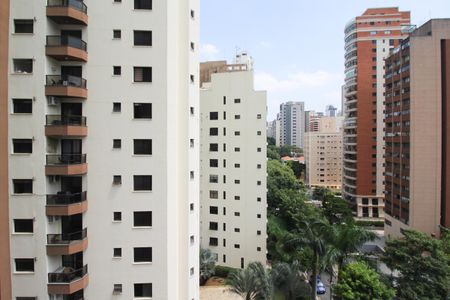Vista de apartamento para alugar com 3 quartos, 100m² em Vila Nova Conceição, São Paulo