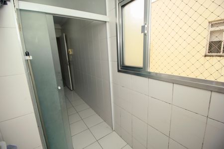 Apartamento para alugar com 64m², 3 quartos e 1 vagaÁrea de Serviço