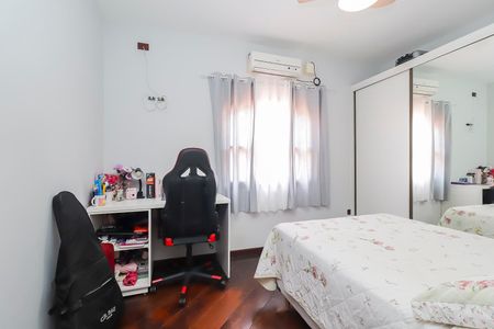 Casa para alugar com 315m², 3 quartos e 3 vagasQuarto 3