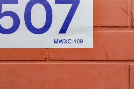 Casa para alugar com 315m², 3 quartos e 3 vagasPlaquinha - Cód. MWXC-109