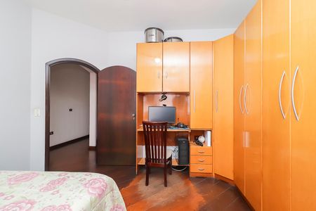 Casa para alugar com 315m², 3 quartos e 3 vagasQuarto 2