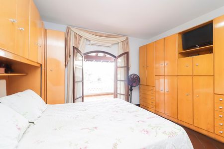 Casa para alugar com 315m², 3 quartos e 3 vagasQuarto 1 - Suíte