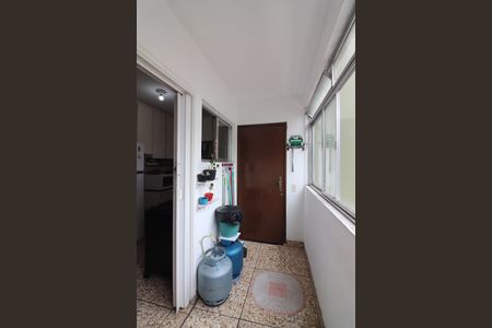 Apartamento à venda com 74m², 2 quartos e 1 vagaÁrea de Serviço