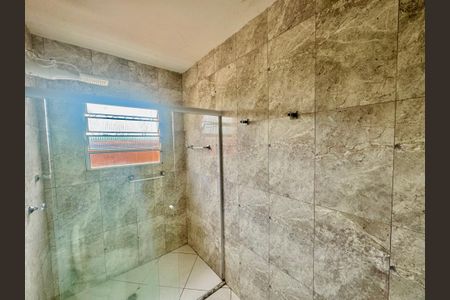 Casa para alugar com 265m², 4 quartos e 2 vagasBanheiro 2