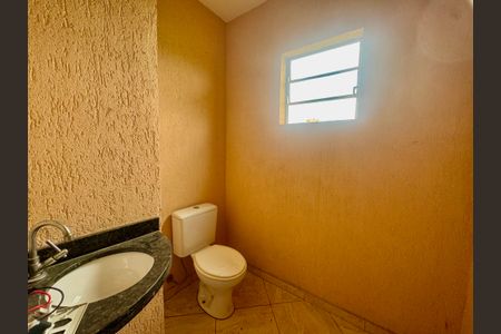 Casa para alugar com 265m², 4 quartos e 2 vagasBanheiro 4