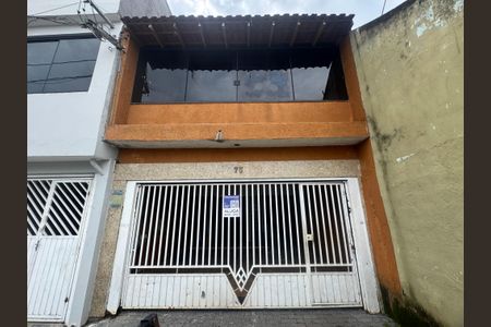 Casa para alugar com 265m², 4 quartos e 2 vagasPlaca instalada na fachada do imóvel 