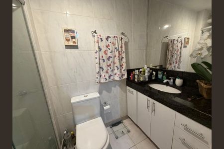 Apartamento à venda com 63m², 2 quartos e 1 vagaFoto 04