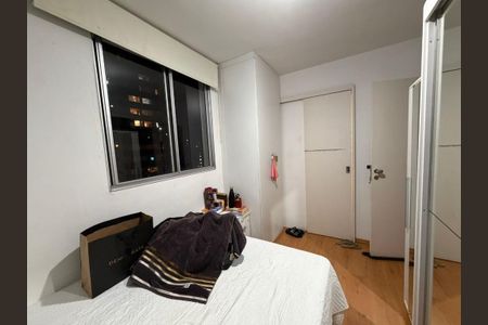 Apartamento à venda com 63m², 2 quartos e 1 vagaFoto 02