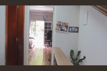 Casa à venda com 246m², 3 quartos e 2 vagasCorredor
