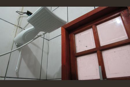 Casa à venda com 246m², 3 quartos e 2 vagasBanheiro 2