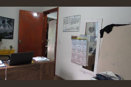 Casa à venda com 246m², 3 quartos e 2 vagasQuarto 1