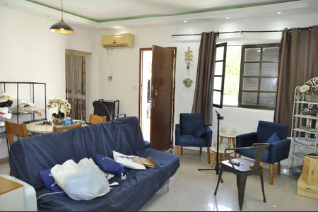 Casa à venda com 1 quarto, 150m² em Quintino Bocaiúva, Rio de Janeiro