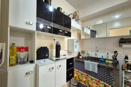 Apartamento para alugar com 57m², 2 quartos e 1 vagaCozinha 