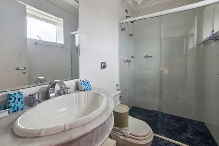 Apartamento para alugar com 300m², 5 quartos e 4 vagasbanheiro da suíte 4