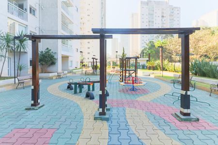 Apartamento para alugar com 60m², 2 quartos e 1 vagaÁrea comum - Playground