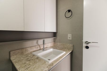Apartamento à venda com 68m², 2 quartos e 2 vagasBanheiro Suíte 