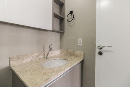 Apartamento à venda com 68m², 2 quartos e 2 vagasBanheiro Social 