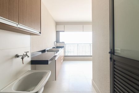 Apartamento à venda com 68m², 2 quartos e 2 vagasÁrea de Serviço 