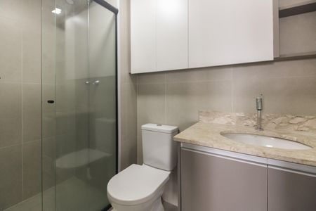Apartamento à venda com 68m², 2 quartos e 2 vagasBanheiro Social 