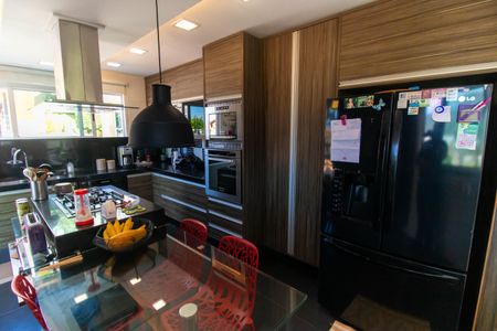 Apartamento à venda com 350m², 5 quartos e 2 vagasCozinha