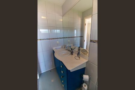 Apartamento à venda com 350m², 5 quartos e 2 vagasBanheiro da Suíte 2