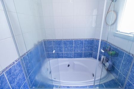 Casa à venda com 162m², 4 quartos e 2 vagas