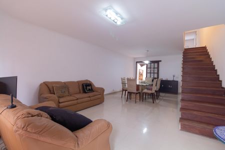 Casa à venda com 4 quartos, 162m² em Vila Mariana, São Paulo