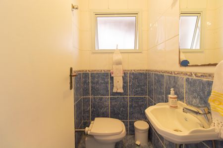 Casa à venda com 162m², 4 quartos e 2 vagas