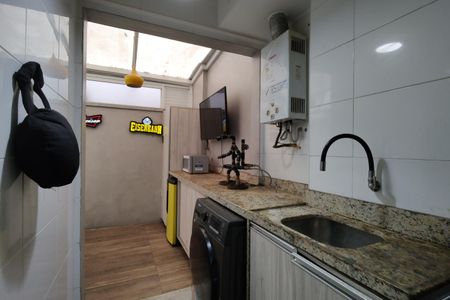 Apartamento à venda com 108m², 3 quartos e 2 vagasCozinha - Armários