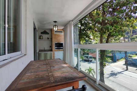 Apartamento à venda com 108m², 3 quartos e 2 vagasVaranda da Sala