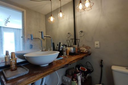 Apartamento à venda com 108m², 3 quartos e 2 vagasBanheiro da Suíte