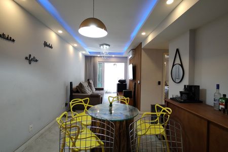 Apartamento à venda com 108m², 3 quartos e 2 vagasSala