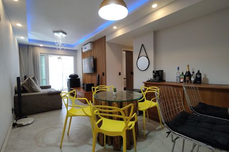 Apartamento à venda com 108m², 3 quartos e 2 vagasSala