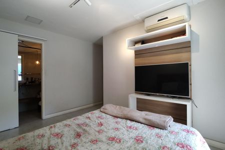Apartamento à venda com 108m², 3 quartos e 2 vagasQuarto 2 - Suíte