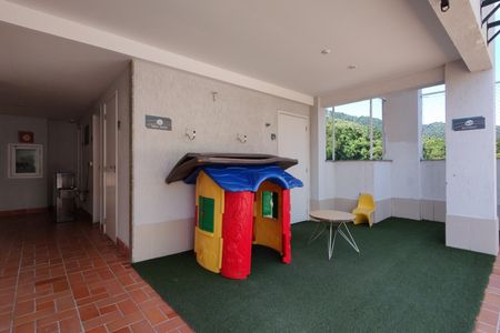 Apartamento à venda com 108m², 3 quartos e 2 vagasÁrea comum - Playground
