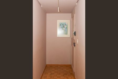 Apartamento à venda com 83m², 3 quartos e 2 vagasEntrada