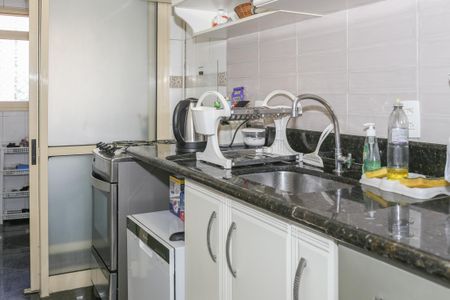 Apartamento à venda com 83m², 3 quartos e 2 vagasCozinha e Área de Serviço